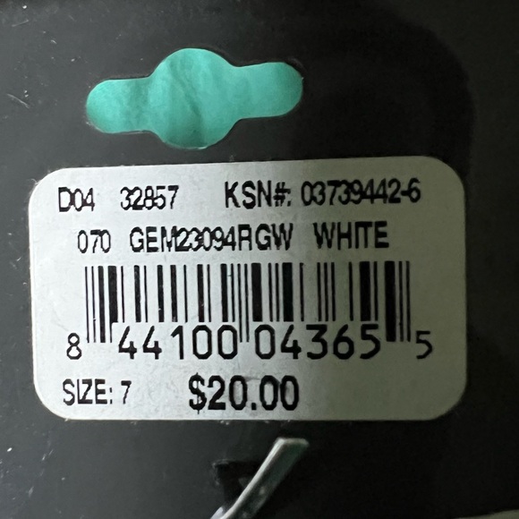 Vintage New Kardashian Kollection ring Size 7 - Picture 4 of 5